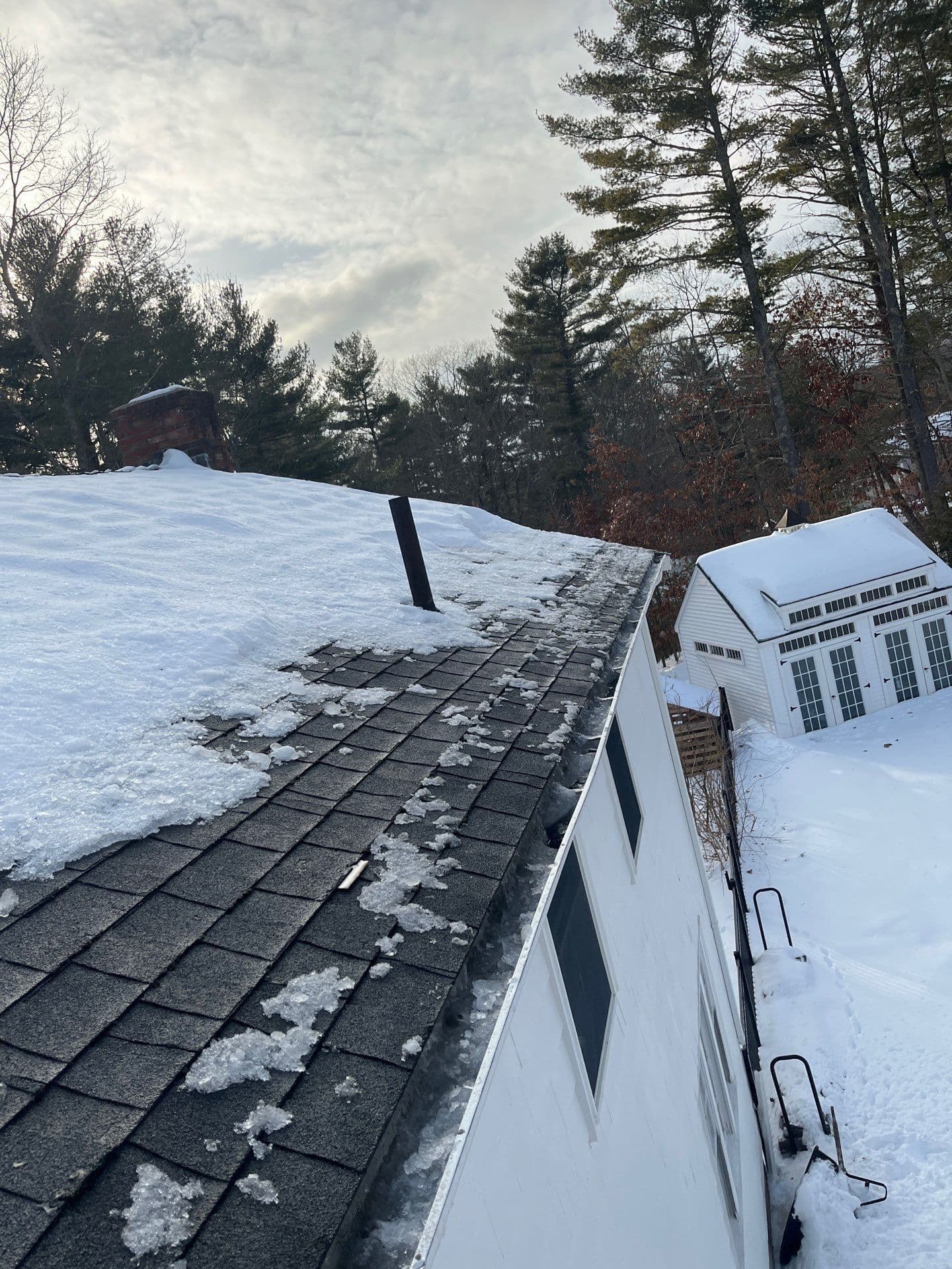 Gallery photos for Ice Dam Removal Success Stories in Medfield MA: Image #1