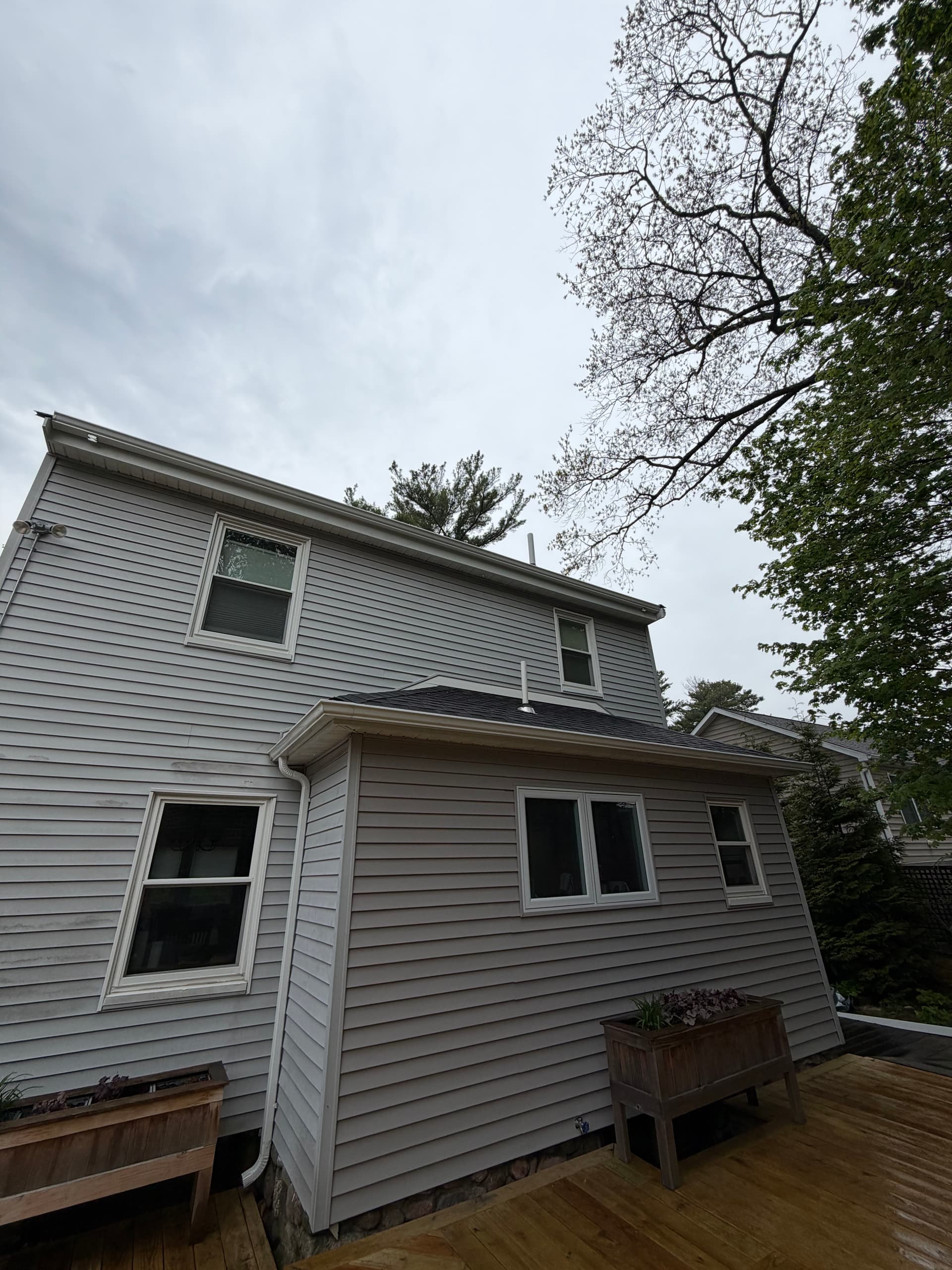 Gallery photos for Seamless Gutter and Downspout Installation in Hyde Park: Image #3