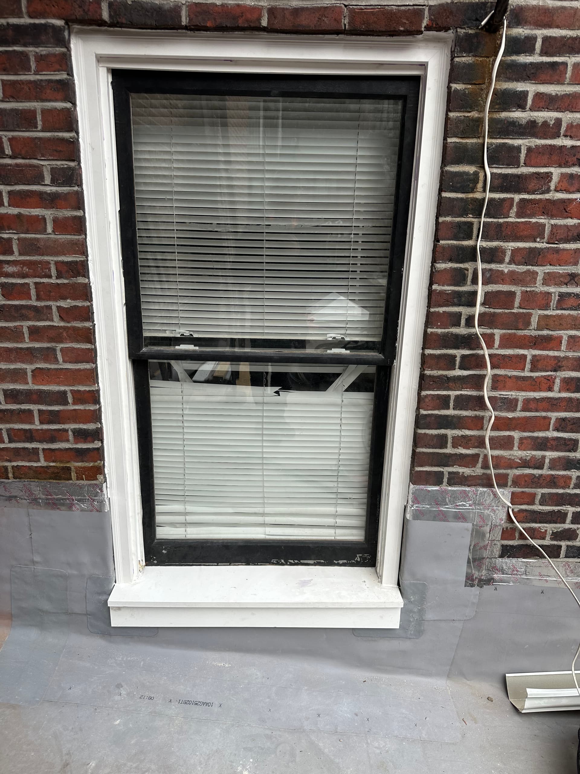Gallery photos for New TPO Roof and PVC Window Trim in Boston: Image #2