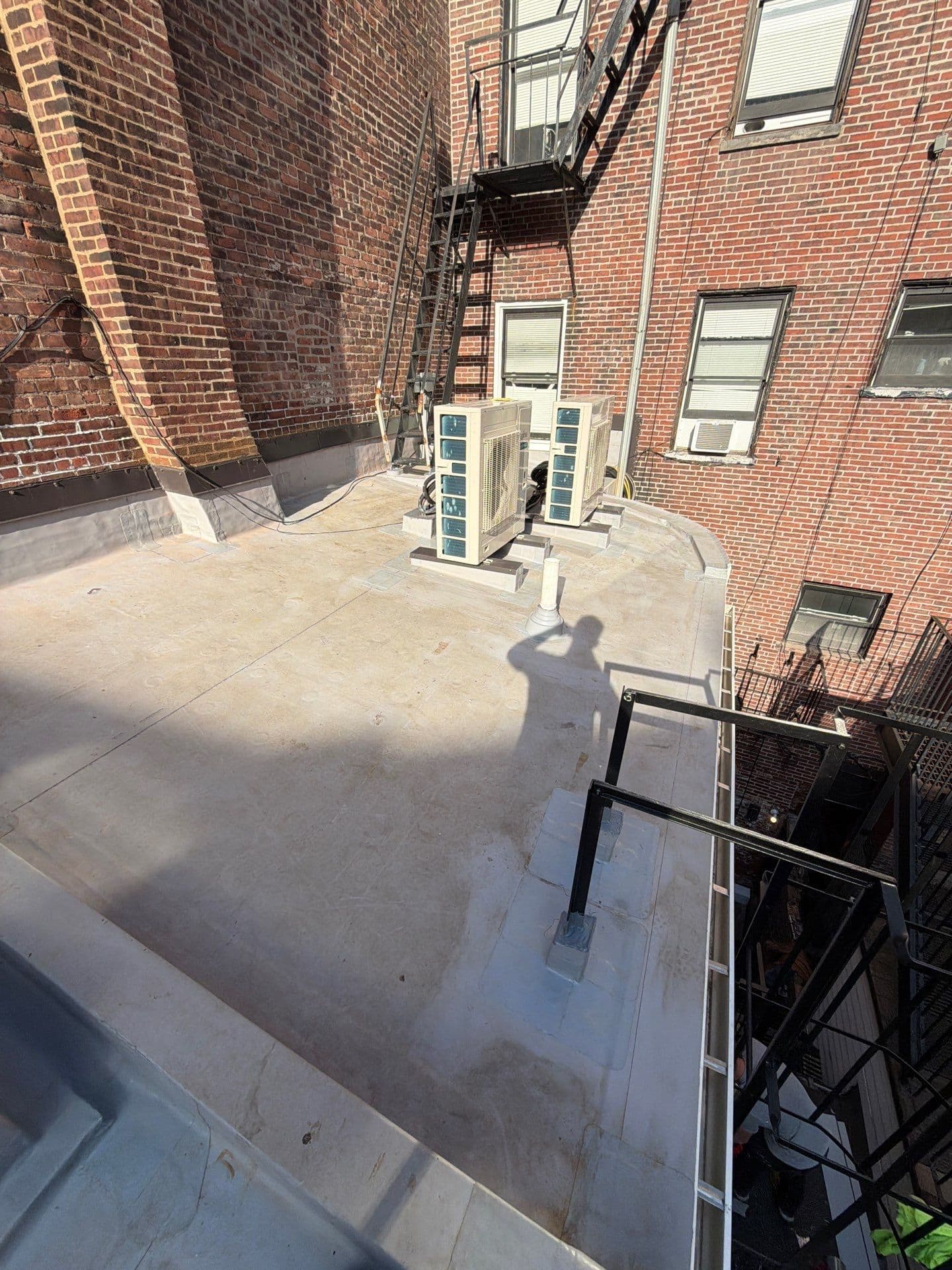 Gallery photos for 060 TPO Membrane Commercial Roof Installation in Boston: Image #2